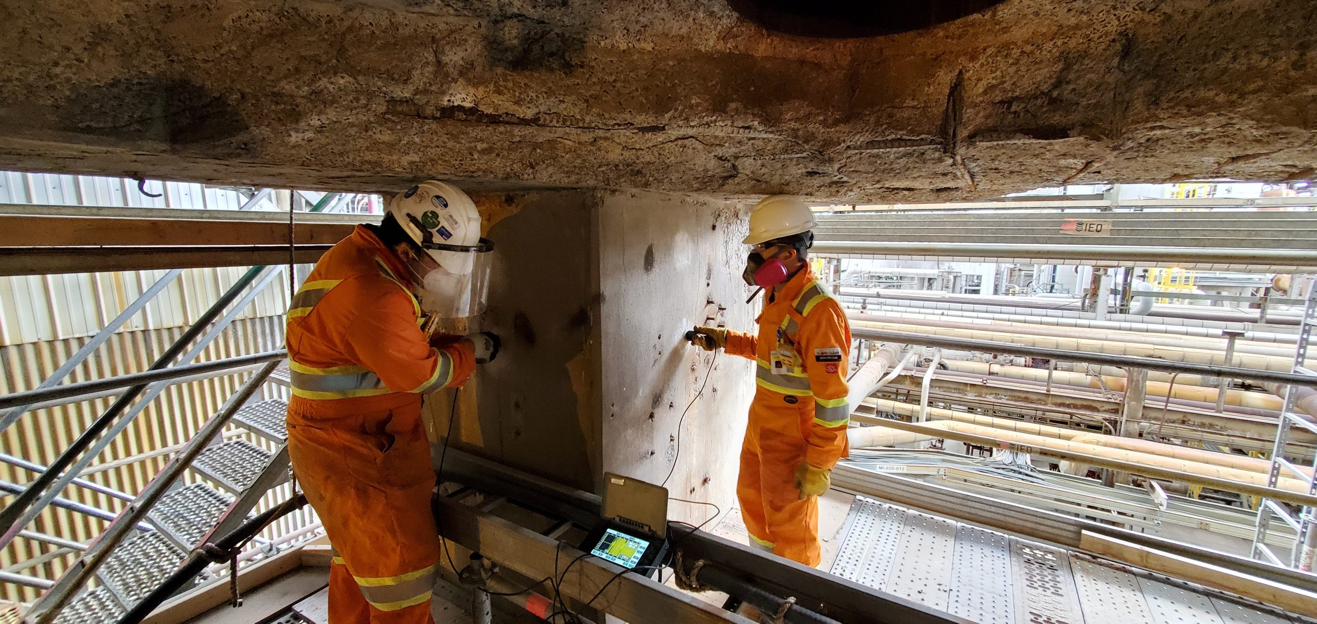 混凝土检查Suncor炼油厂